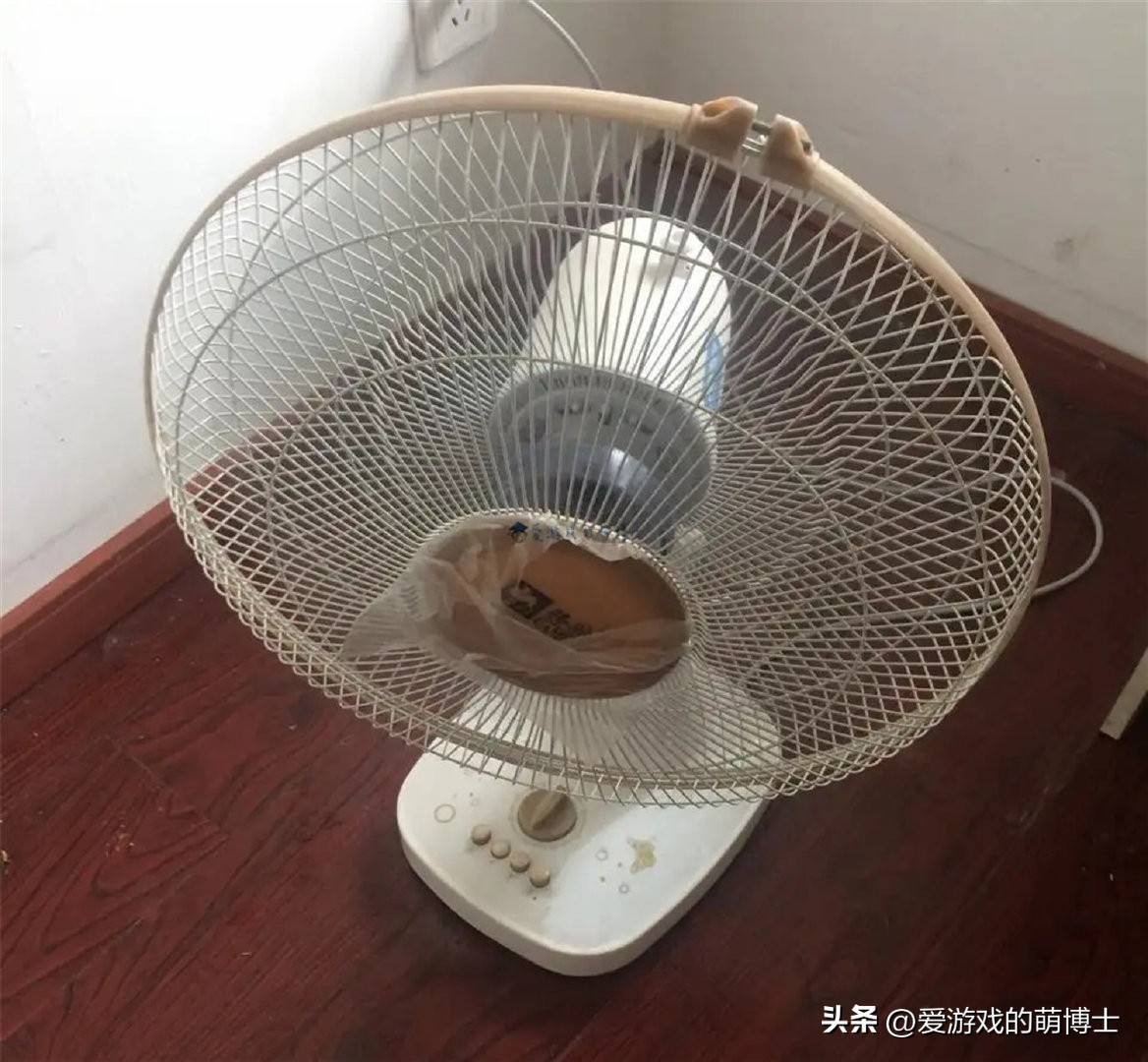 什么东西应该买旧不买新？网友们积极留言讨论，游戏上榜了