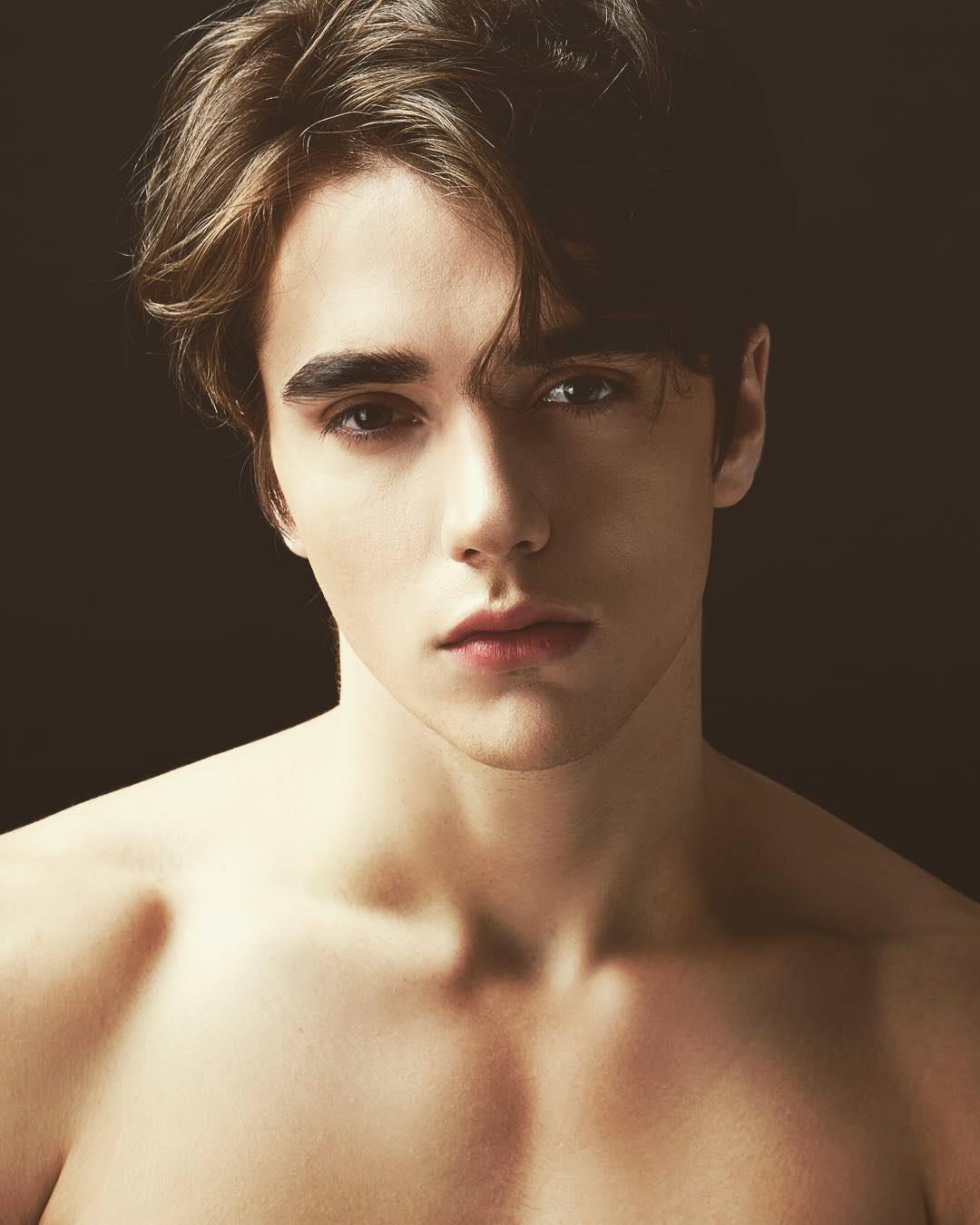 全球公认最帅的十大男模,188cm的欧美帅哥