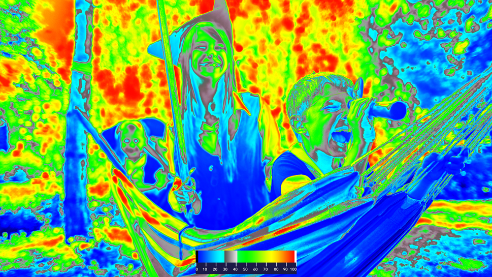尊正全新55吋XMP550大尺寸技监