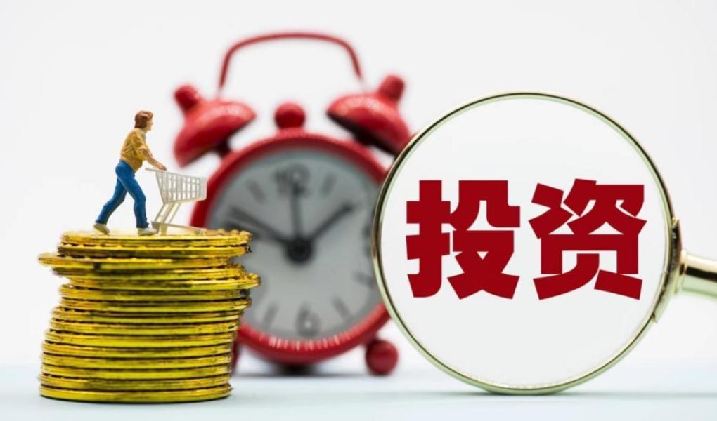 华尔街做空黄金遇到中国大妈采访,中美2024年金融战对黄金价格影响