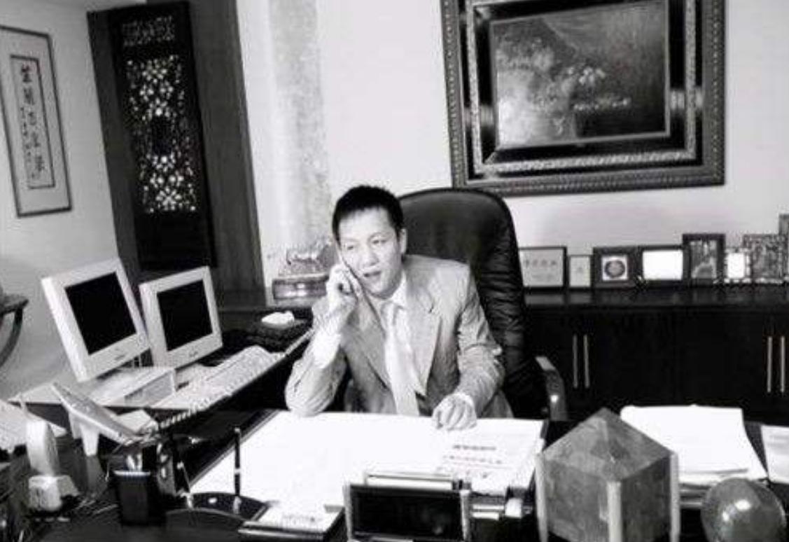 上海首富周正毅服刑多少年,上海前首富周正毅为什么入狱