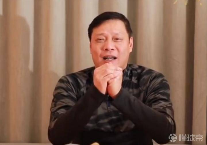 男足向全国拜年,中国男足给中国球迷拜年