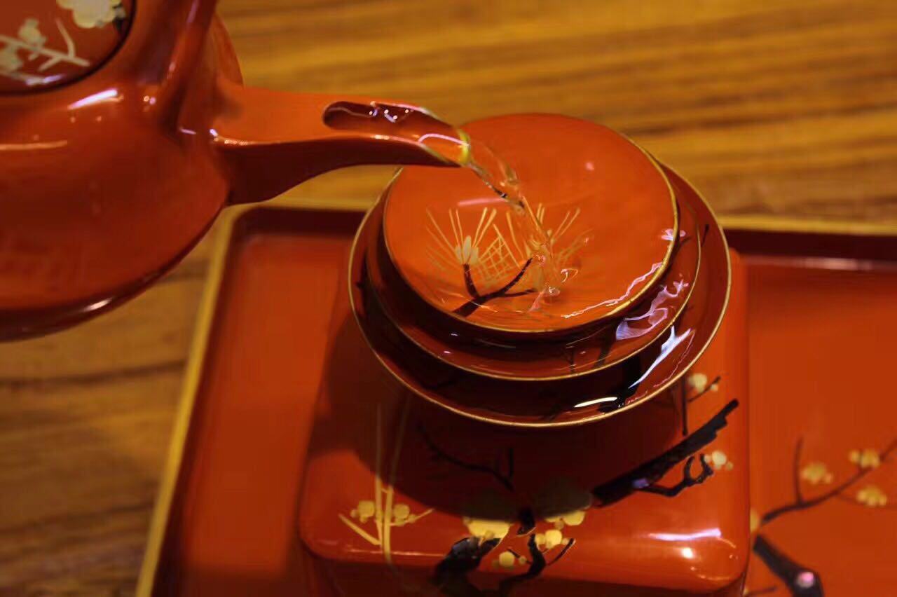 元日王安石古诗讲的是哪个节日,王安石写的一首诗和春节有关的诗