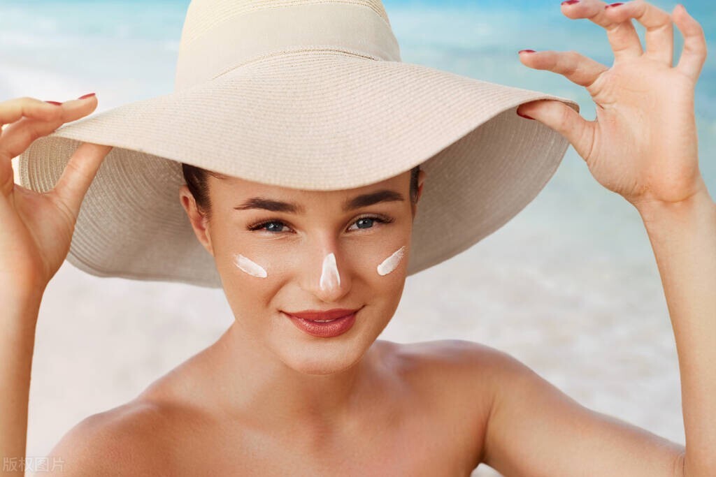 怎样快速让晒黑的皮肤白回来,如何让晒黑的皮肤变白小妙招