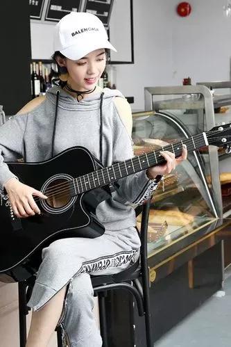 如何快速学会吉他弹唱,如何快速学会吉他弹小星星