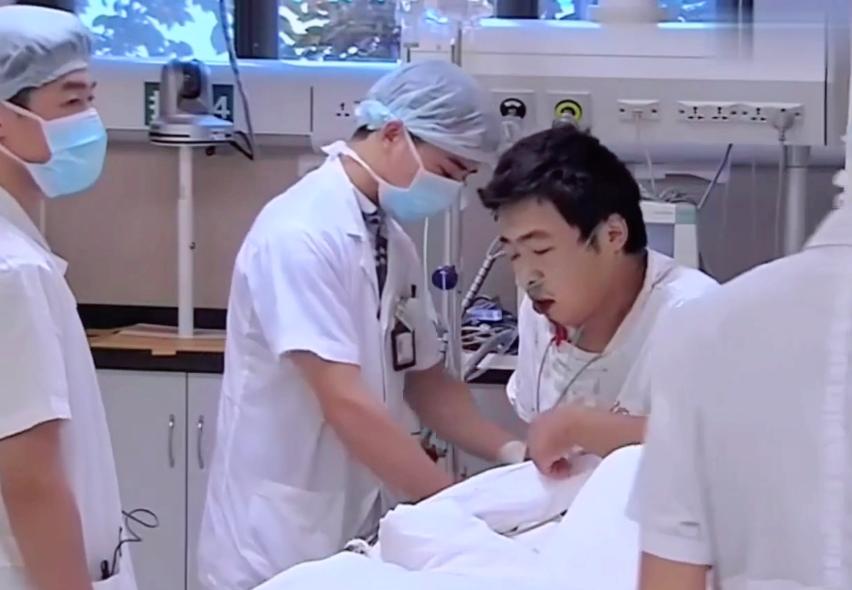 80岁老人尿毒症放弃治疗,80后小伙尿毒症晚期已移植