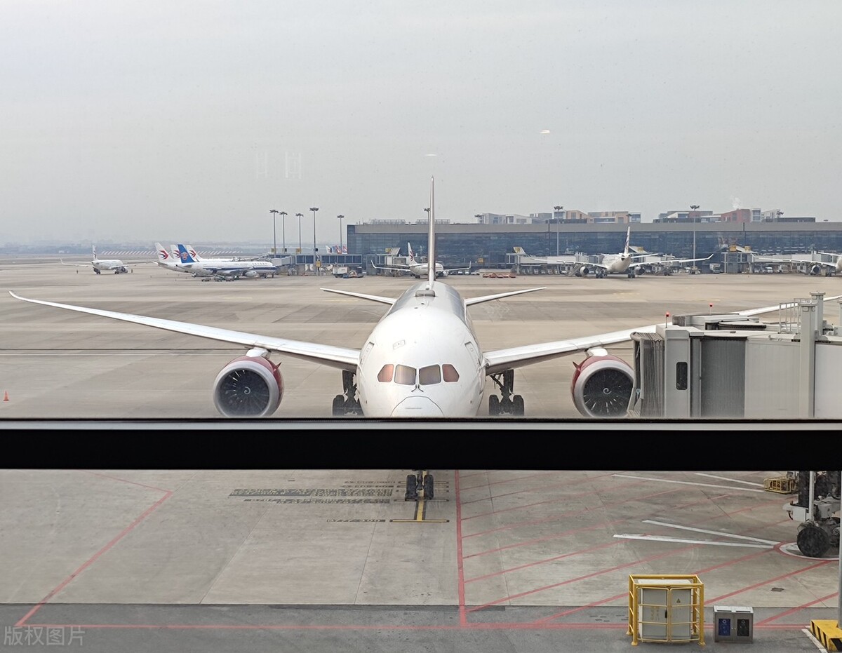 飞机场距离市中心多远合适,距离机场最近的市中心