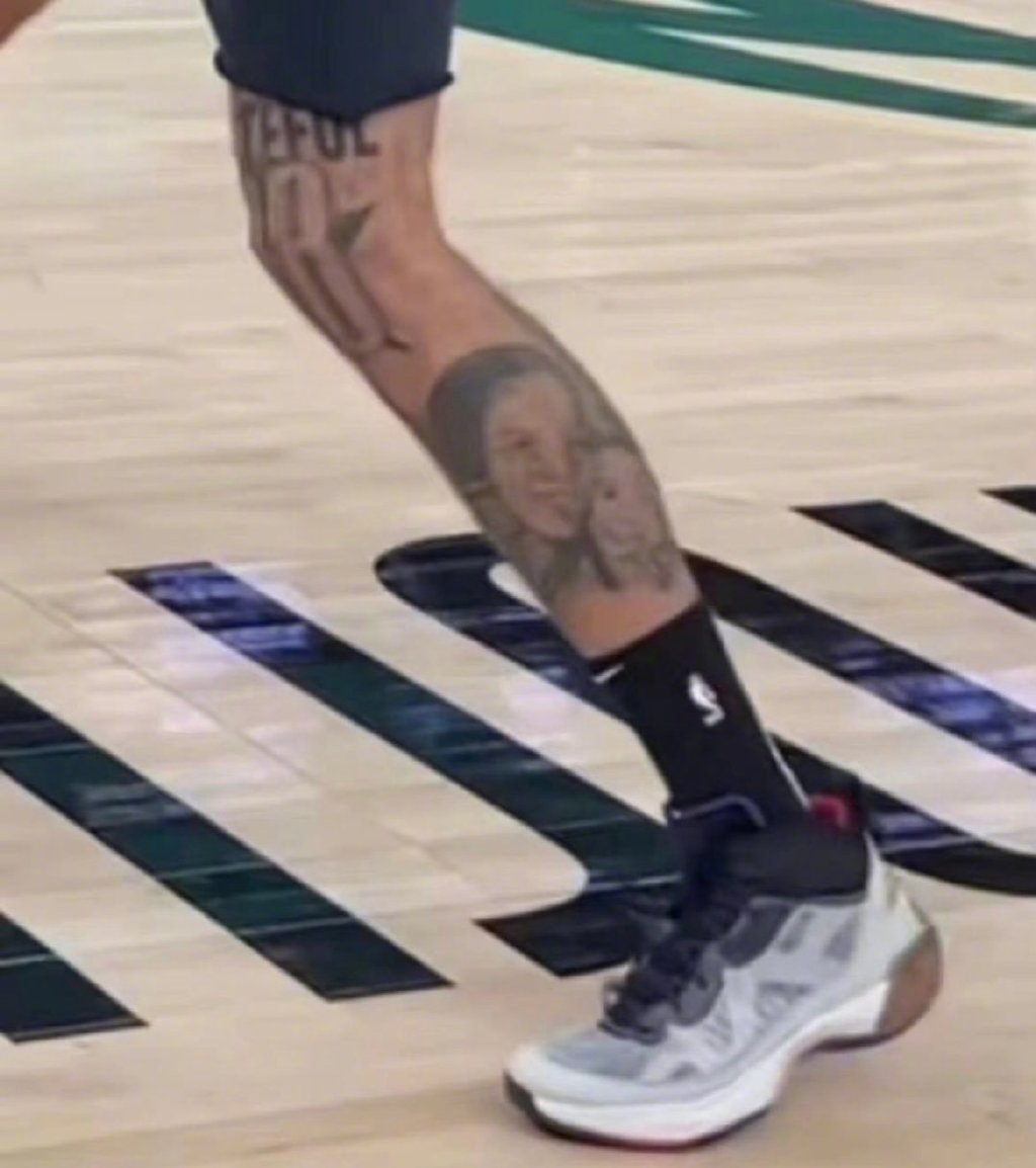 aj37low蓝色球员上脚,aj37上脚展示