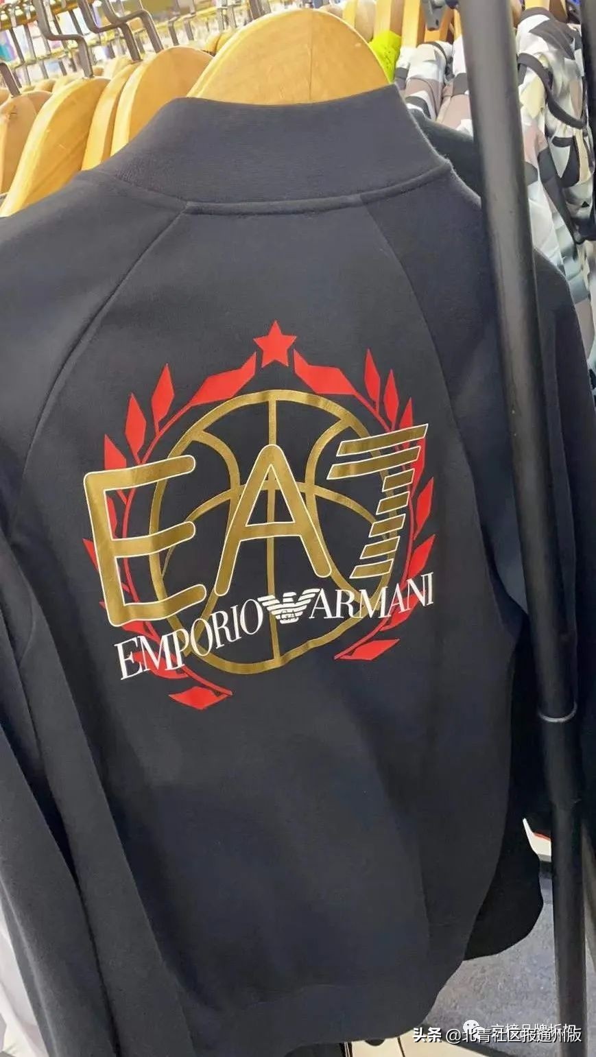 nike阿迪正品折扣专卖店,nikeadidas直播