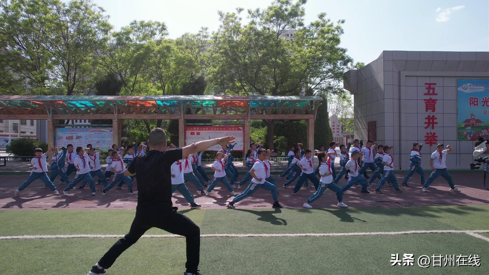 甘州：“3+2”作业单让校园生活“靓”起来