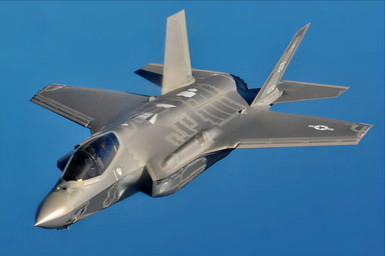 230亿订单被截胡？阿联酋暂停F-35交易谈判，美媒阴谋论怀疑中国