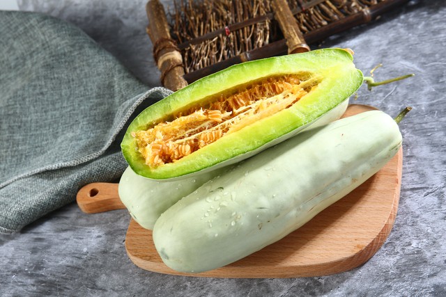 为什么吃了羊角蜜会咳嗽,为啥吃羊角蜜瓜过后舌头发麻