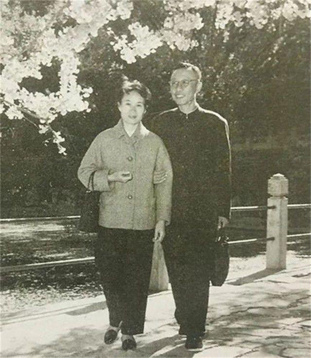 溥仪死后李淑贤继承了多少遗产,溥仪妻子李淑贤迁坟打官司了吗