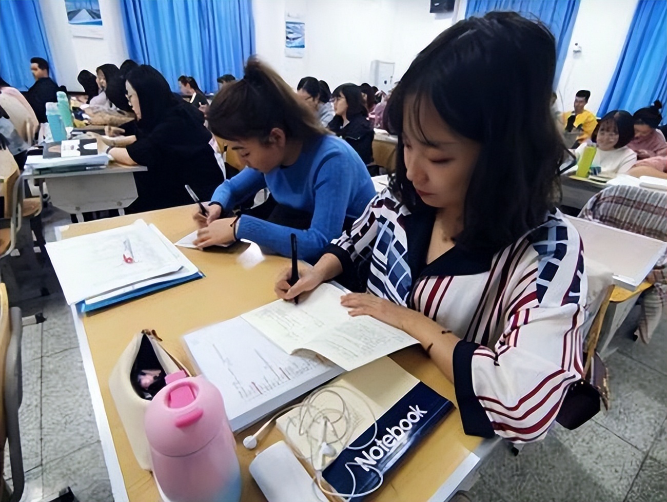 男生专科就业前景最好的十大专业,专科就业前景最好的十个专业