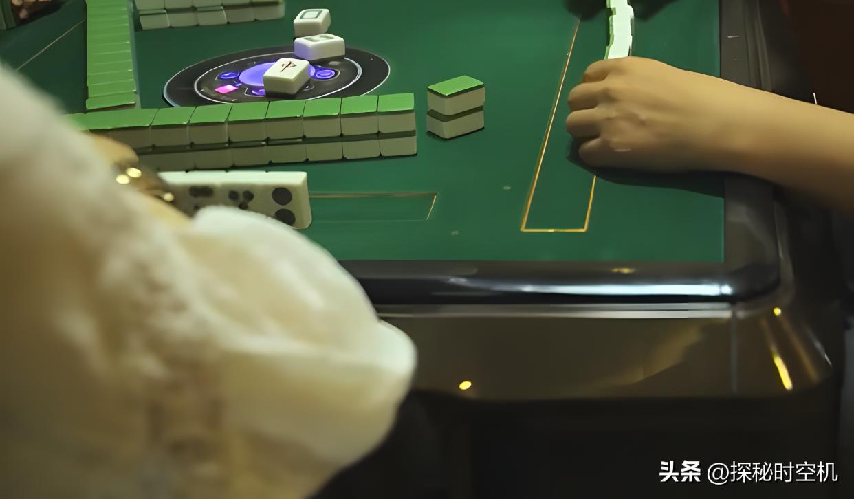 尘封迷案少女惨死乡间小路,天网尘封谜案少女惨死山间小路