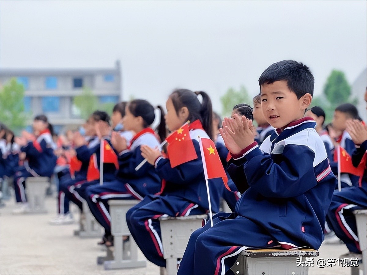 【河南】“豫爱童行”公益活动走进太平镇吉太小学