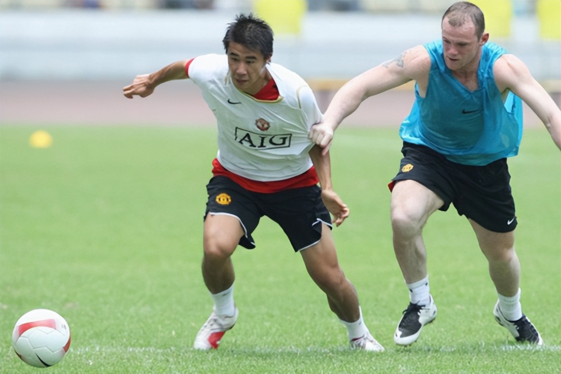 前国脚吐槽男足,前国脚被媒体人抨击