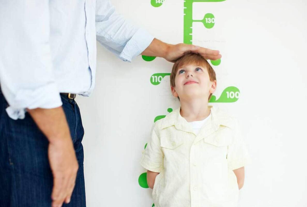 阻碍孩子发育,家长错误的做法影响孩子长身高