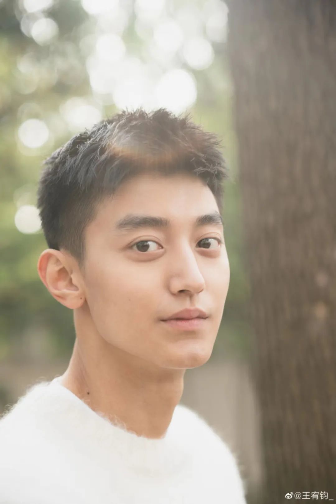 涓紶2021鎾煶鍏ㄥ浗绗竴,鍙堜竴婕斿憳