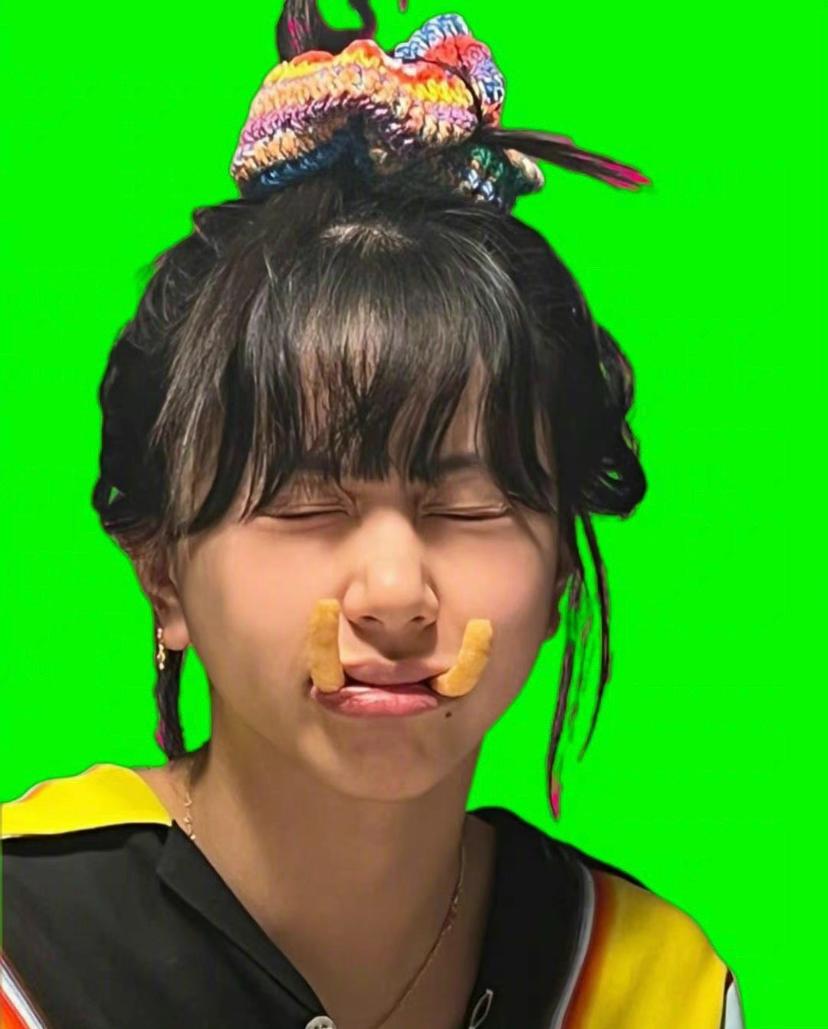 从人气垫底到拥有百万直拍的鬼马爱豆！她怎么变美的？