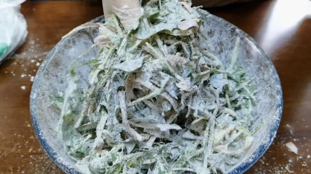 藏在草丛里的“护肝冠军”，全身都是宝，比韭菜鲜美，比豆腐营养