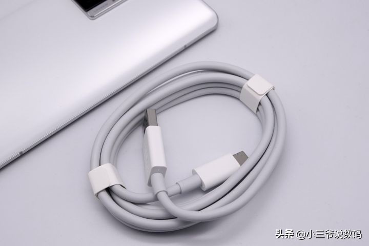 vivo快充和iqoo闪充通用吗,vivoiqoo充电器推荐闪充