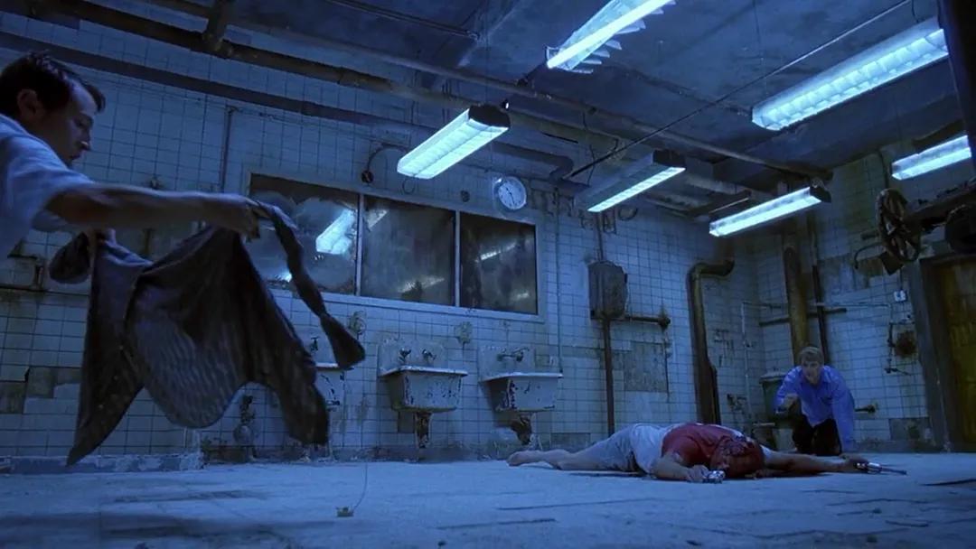 20年前,影史最长寿的恐怖片诞生了!小成本奇迹的系列传奇之始《电锯惊魂》