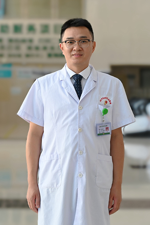 勇担健康使命，铸就时代新功——湖南医药学院总医院评选出第六届“十佳医生”