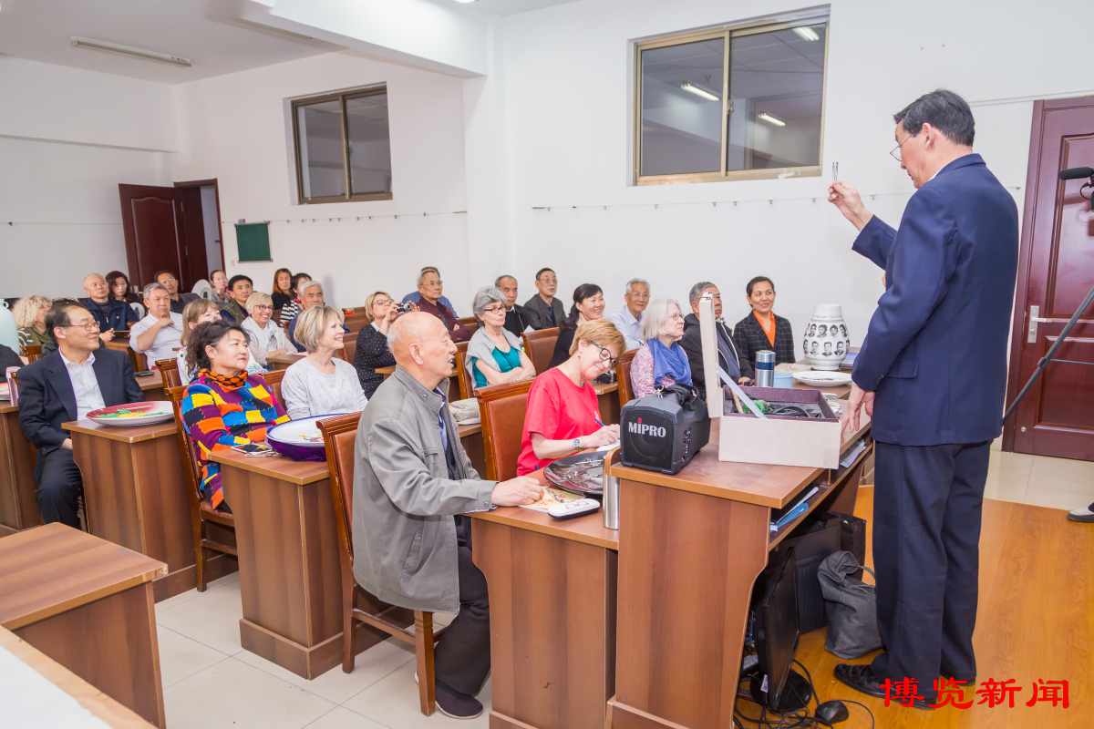 深读淄博︱老年大学“一位难求”“课程秒光”的背后让这届“银发人”精神富有，路还有多长