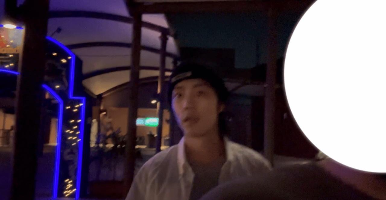 肖战新加坡之行新视角,肖战新加坡采访原视频