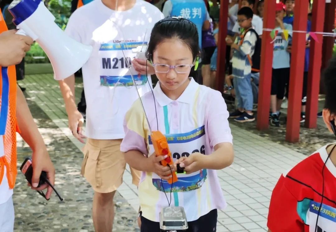 浐灞第三十二小学荣获“西安市科技教育特色学校”称号
