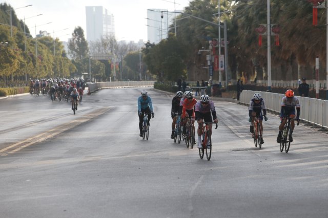 2023昆明环滇池自行车邀请赛,2019年昆明环滇池高原自行车赛