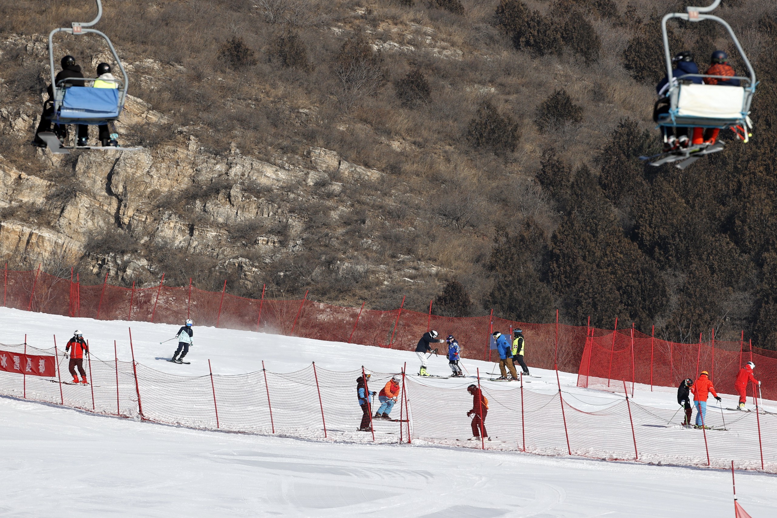 今年冬天怎么玩最全滑雪攻略来了,共赴一场冰雪之约