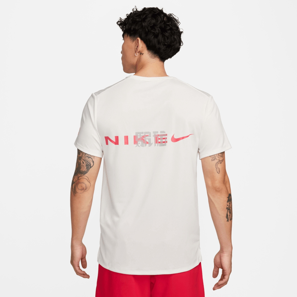 nike一套运动套装,nike400元性价比最高跑鞋高颜值