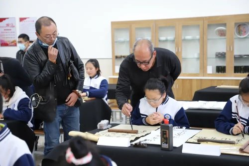 双减后初中你觉得轻松了吗,双减后孩子轻松了很多