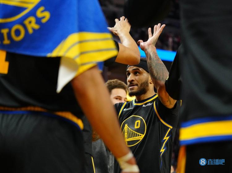 小佩顿什么时候加入勇士的,佩顿二世为何在勇士这么出色