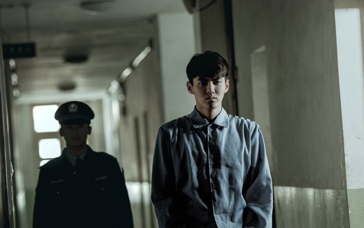 在监狱里当狱警的感受,狱警带你了解监狱生活