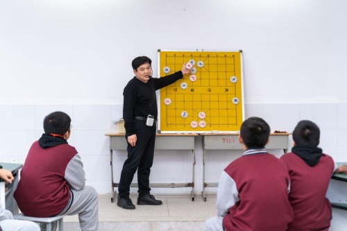 观摩交流促提升，六郎中学“校园开放日”展智慧新风