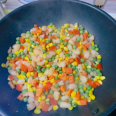 西兰花炒虾仁便当,减肥餐番茄炒蛋虾仁怎么做