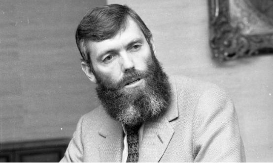 隐藏在华丽外衣下的美国性狂热膜拜团体真实面目曝光