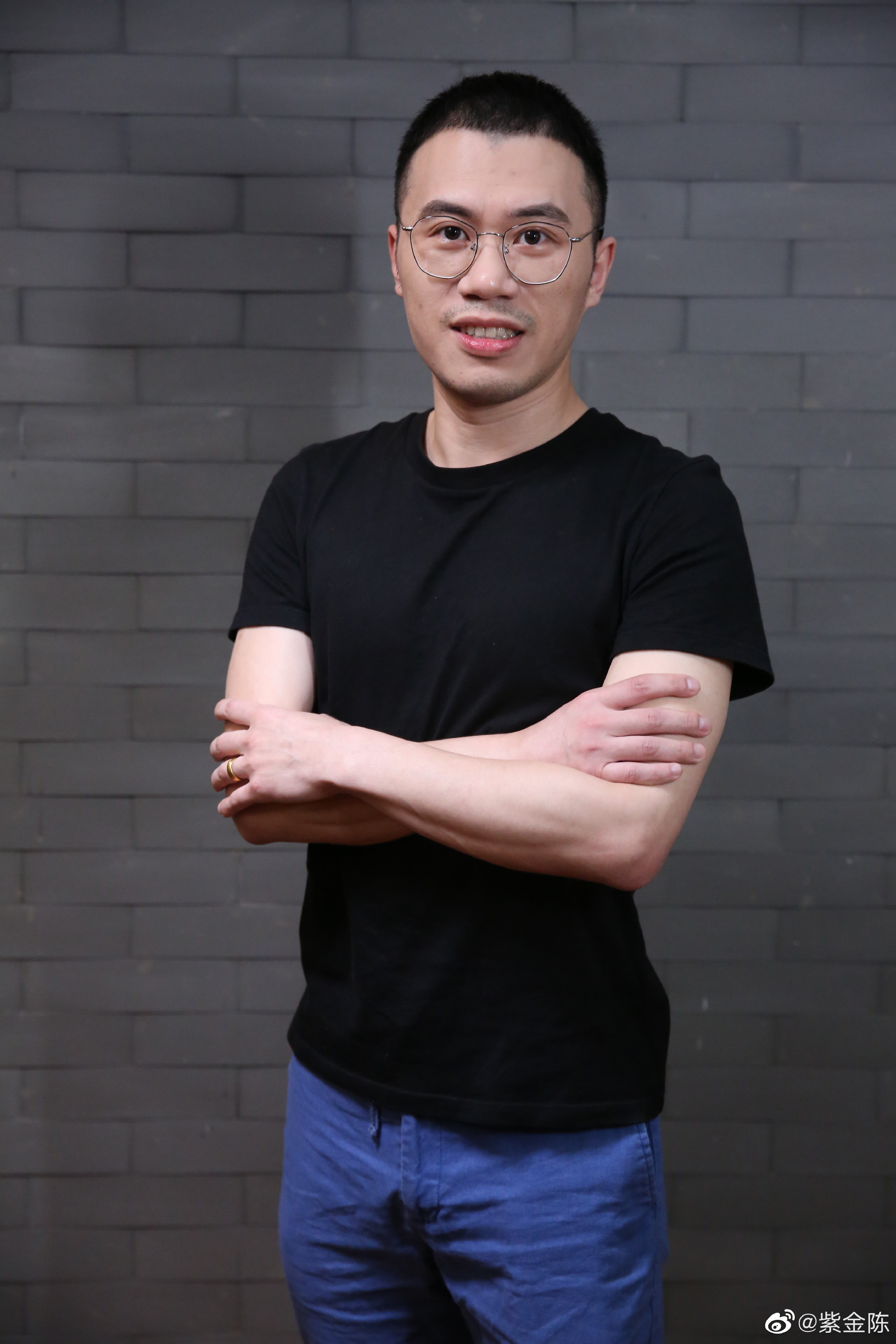 被写作耽误的股神,被小说耽误的股神