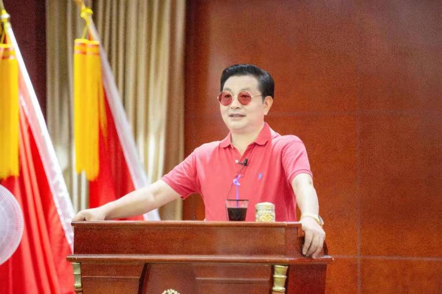 上海文峰称“老板肯定不教课“，还在招生想学可以直接过来