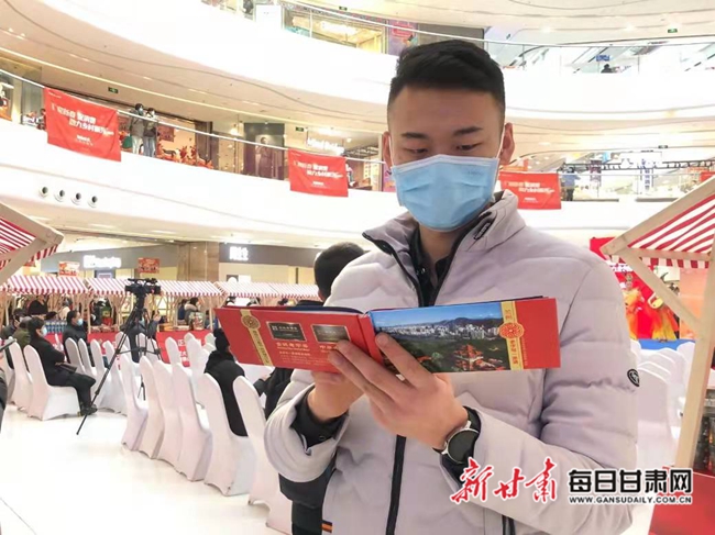 压箱底的照片拿出来晒晒,压箱底的照片晒出来吧