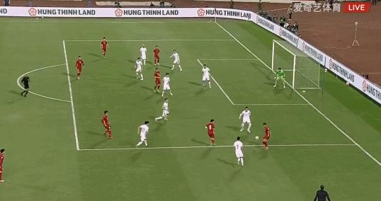 国足最后一次战胜日本队1998年,国足1比3越南吴曦进球