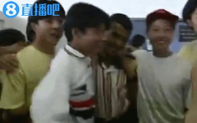 李金羽经典庆祝动作弯弓射雕,李金羽弯弓射大雕国家队