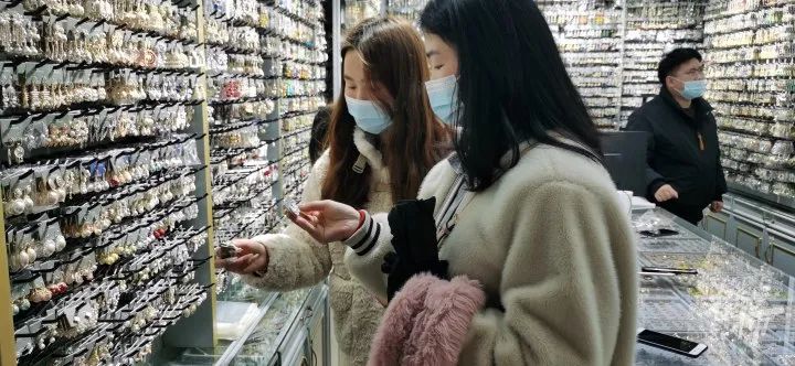 义乌中国小商品城营业时间,南京义乌小商品城批发毛绒玩具