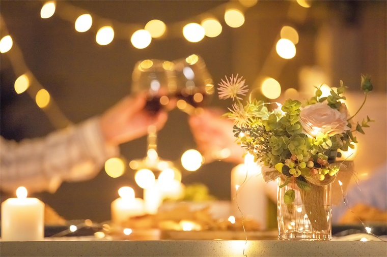 情人节00后的感情,00后的情人节