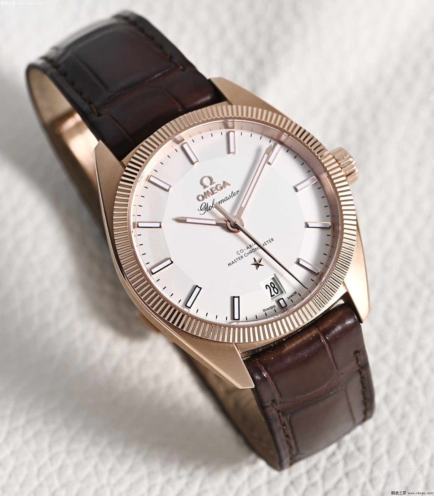 公价9万多的欧米茄,公价15000的欧米茄