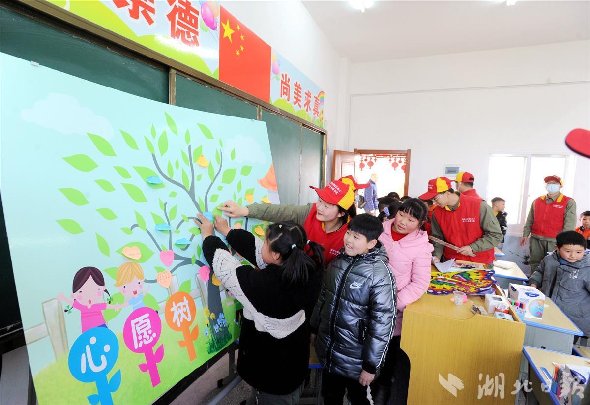 爱心学雷锋志愿服务,供电公司学雷锋志愿服务活动报道