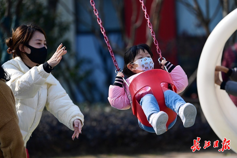 政府工作报告强调哪些问题,政府工作报告最新热点问题